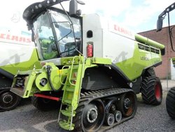 Siūlo: kūlimo paslaugos,grūdų išvežymo nuo kombaino CLAAS LEXION 770TT 4WD